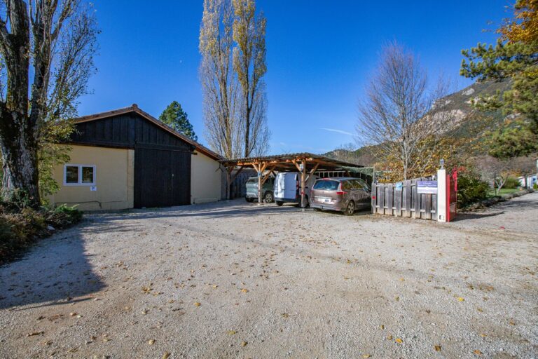 Barn & Parking